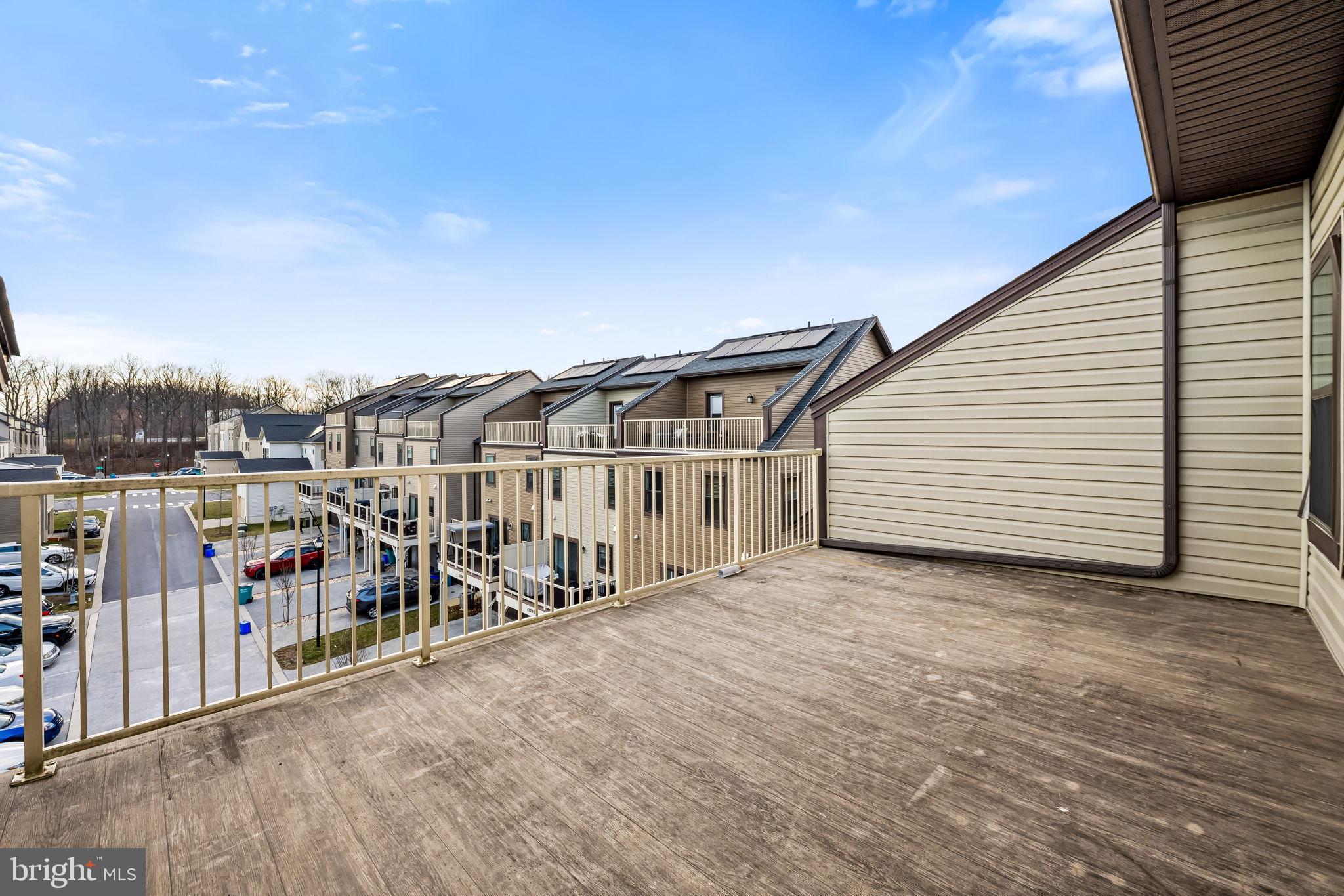 CLARKSBURG SQUARE - Residential