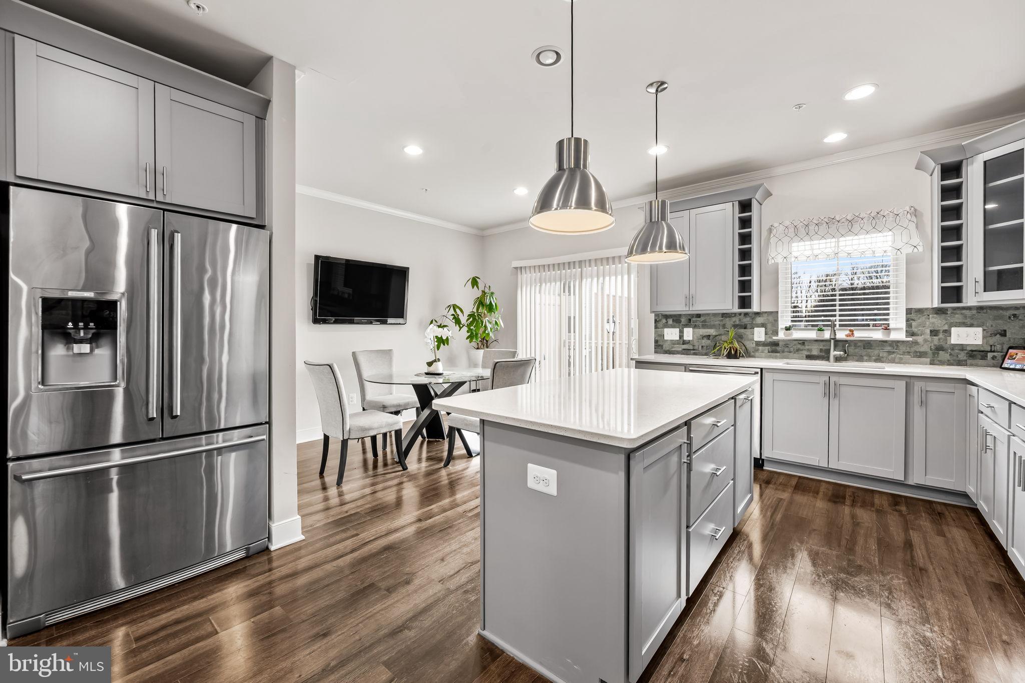 CLARKSBURG SQUARE - Residential