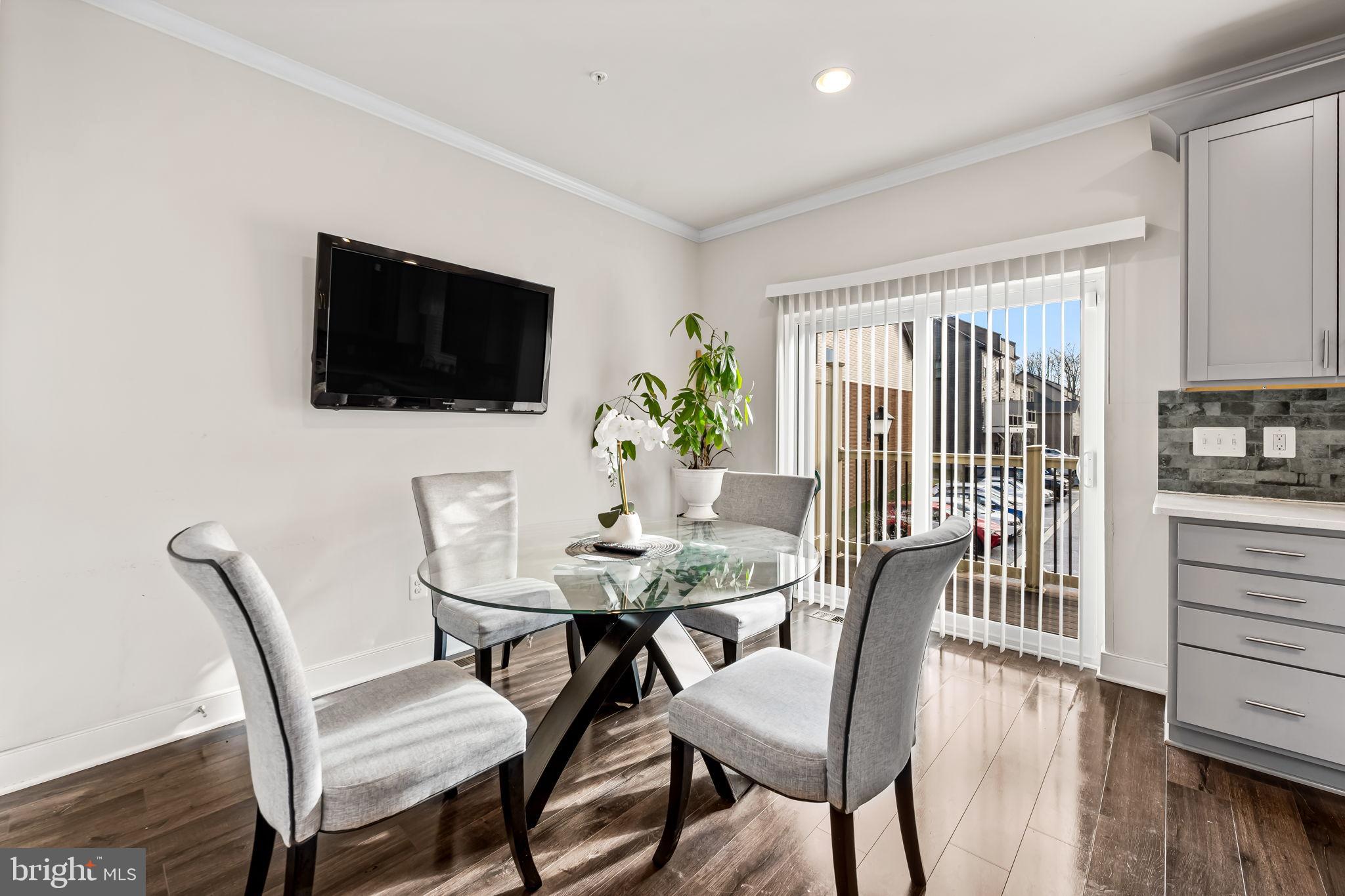 CLARKSBURG SQUARE - Residential