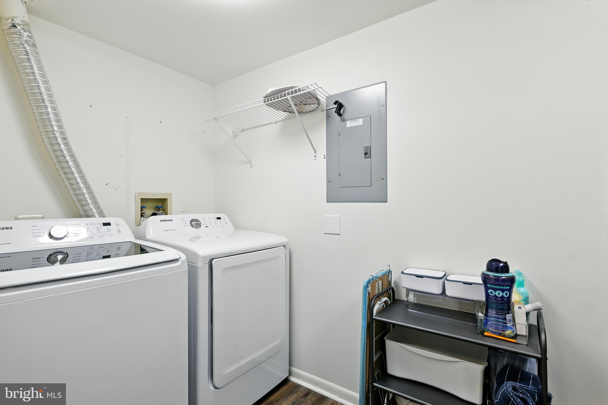 MONTGOMERY PLACE - Residential