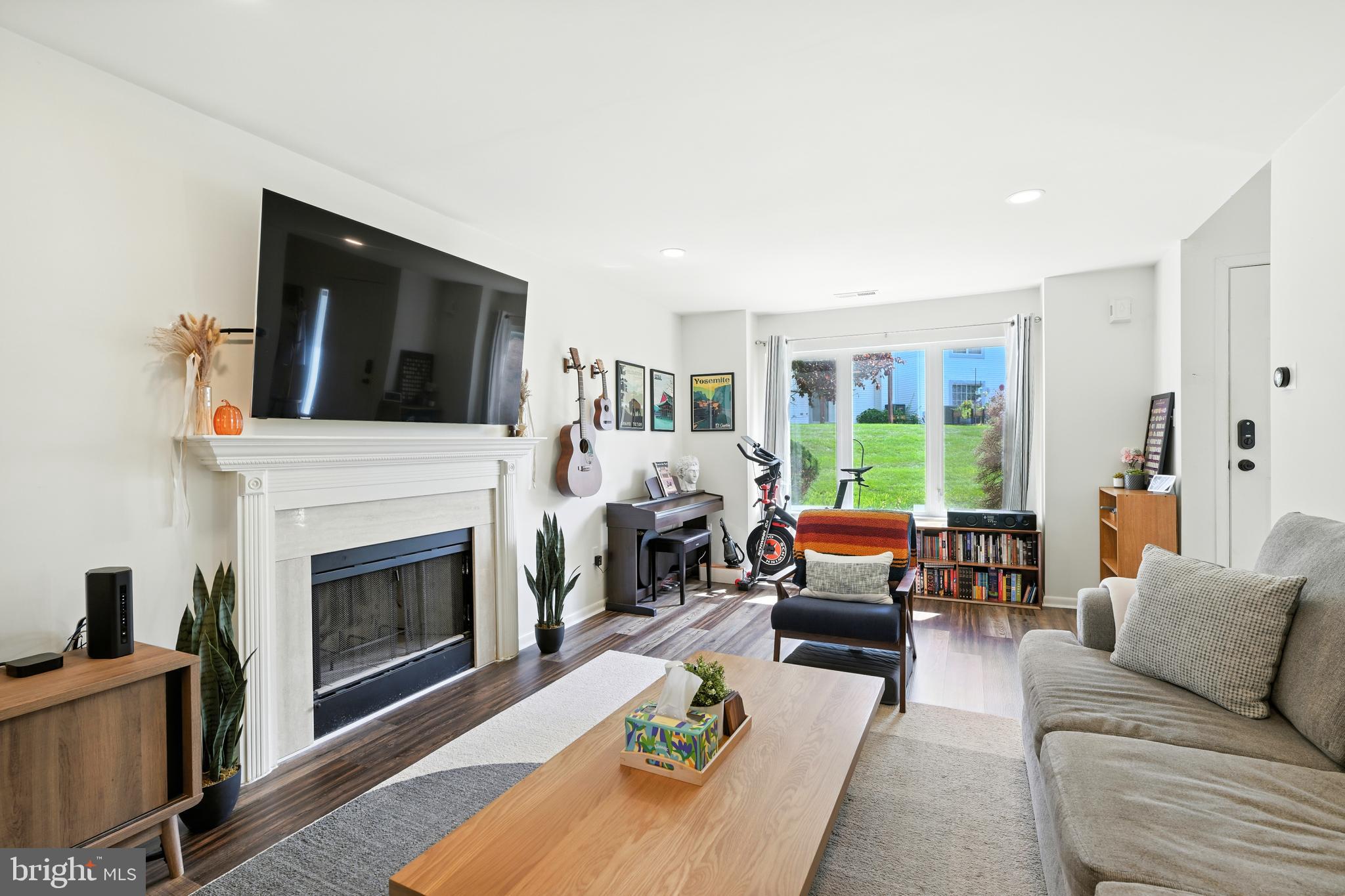 MONTGOMERY PLACE - Residential