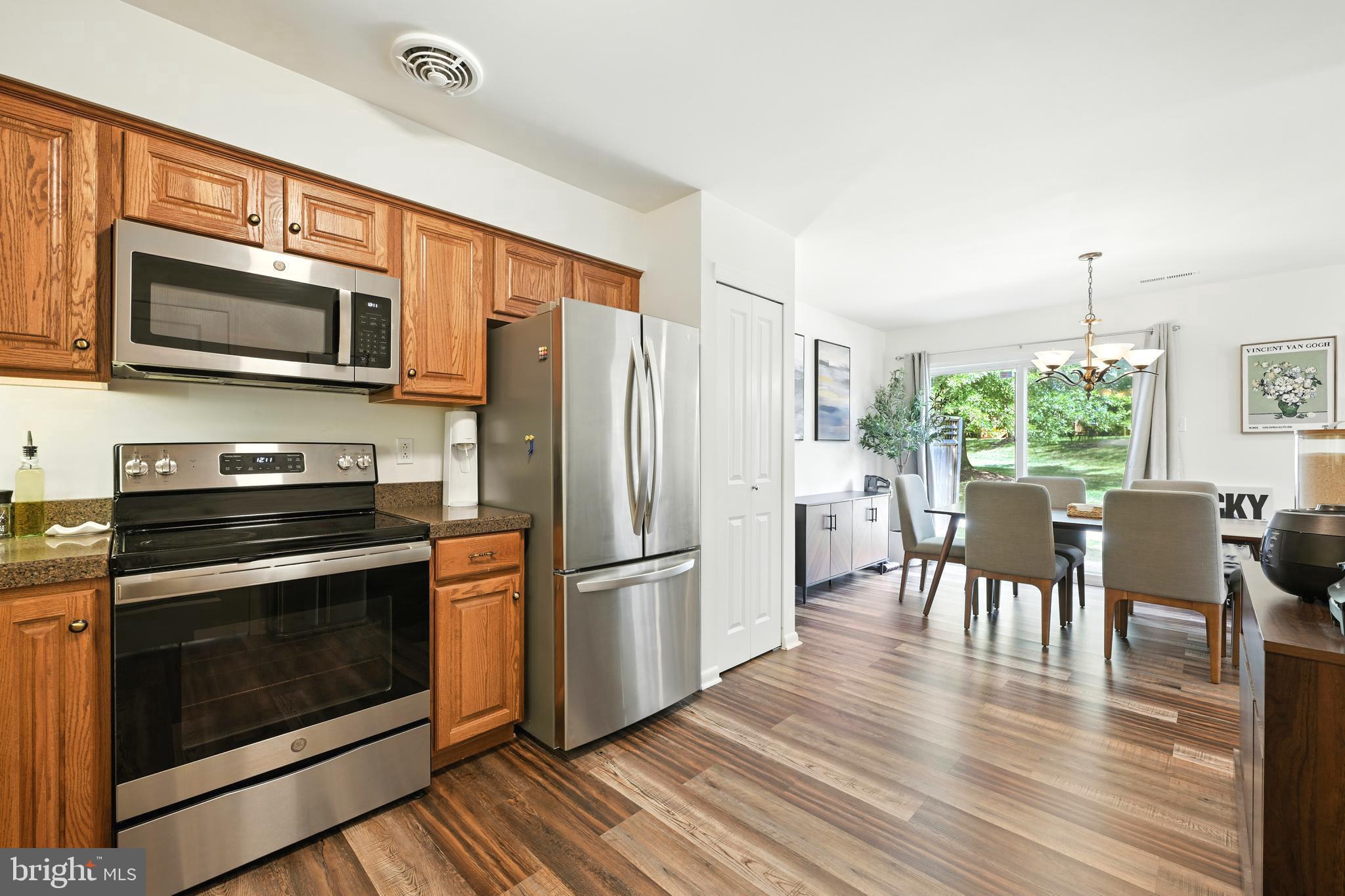 MONTGOMERY PLACE - Residential