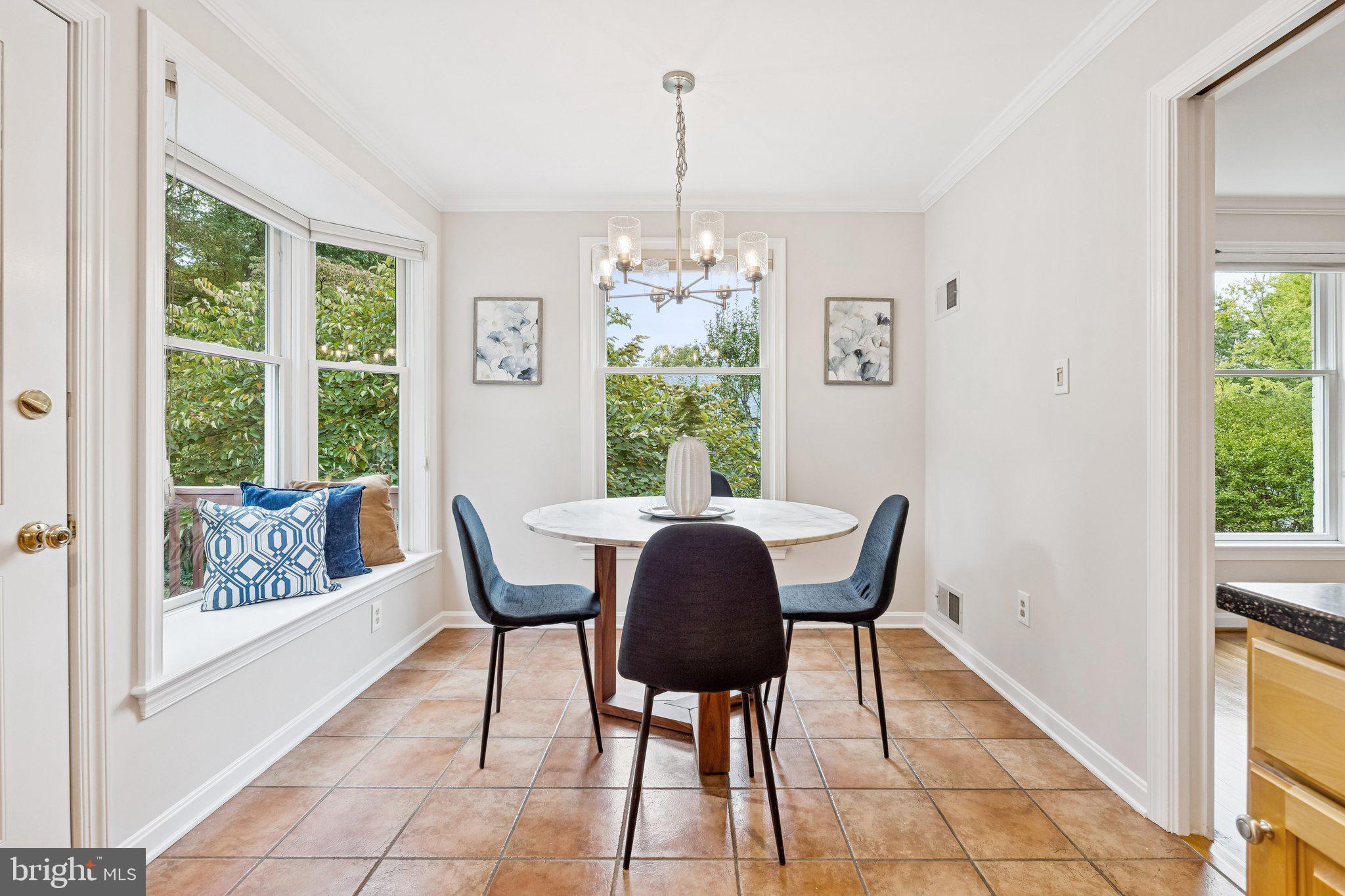 LYBROOK - Residential