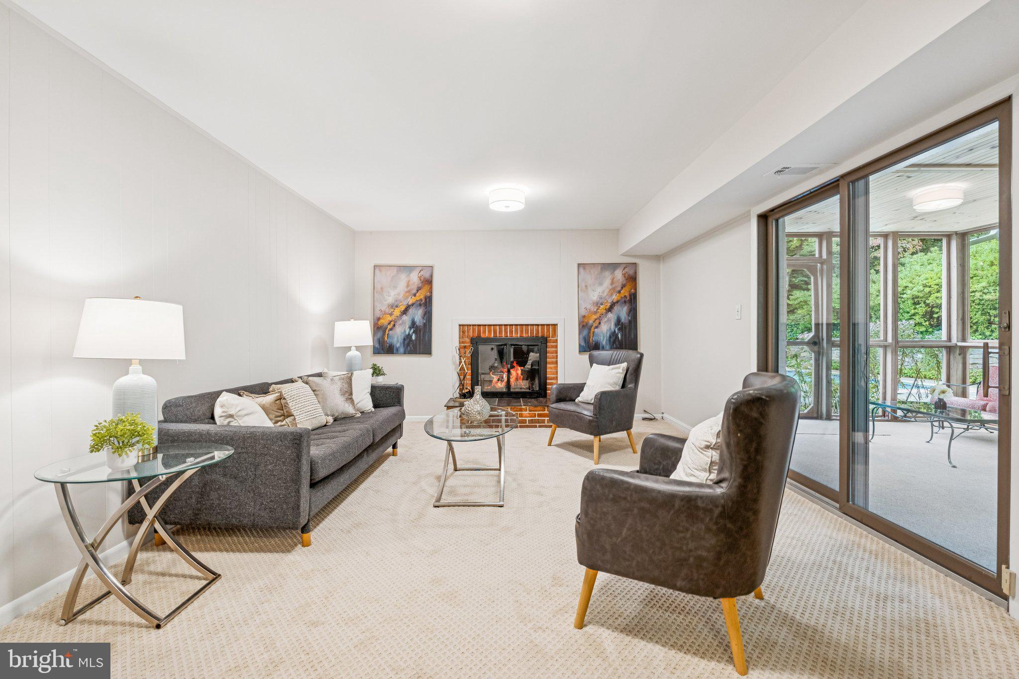 LYBROOK - Residential