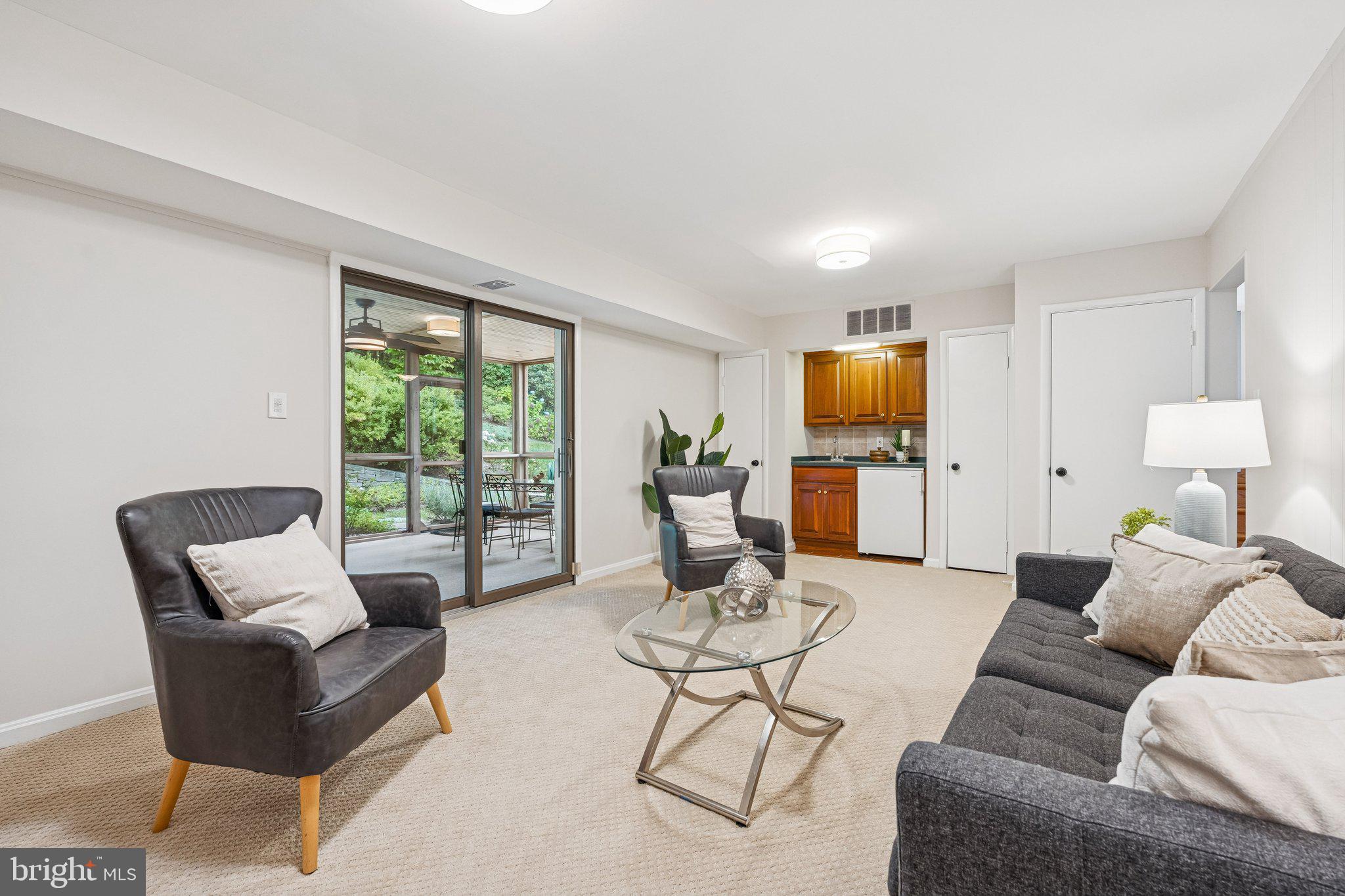 LYBROOK - Residential