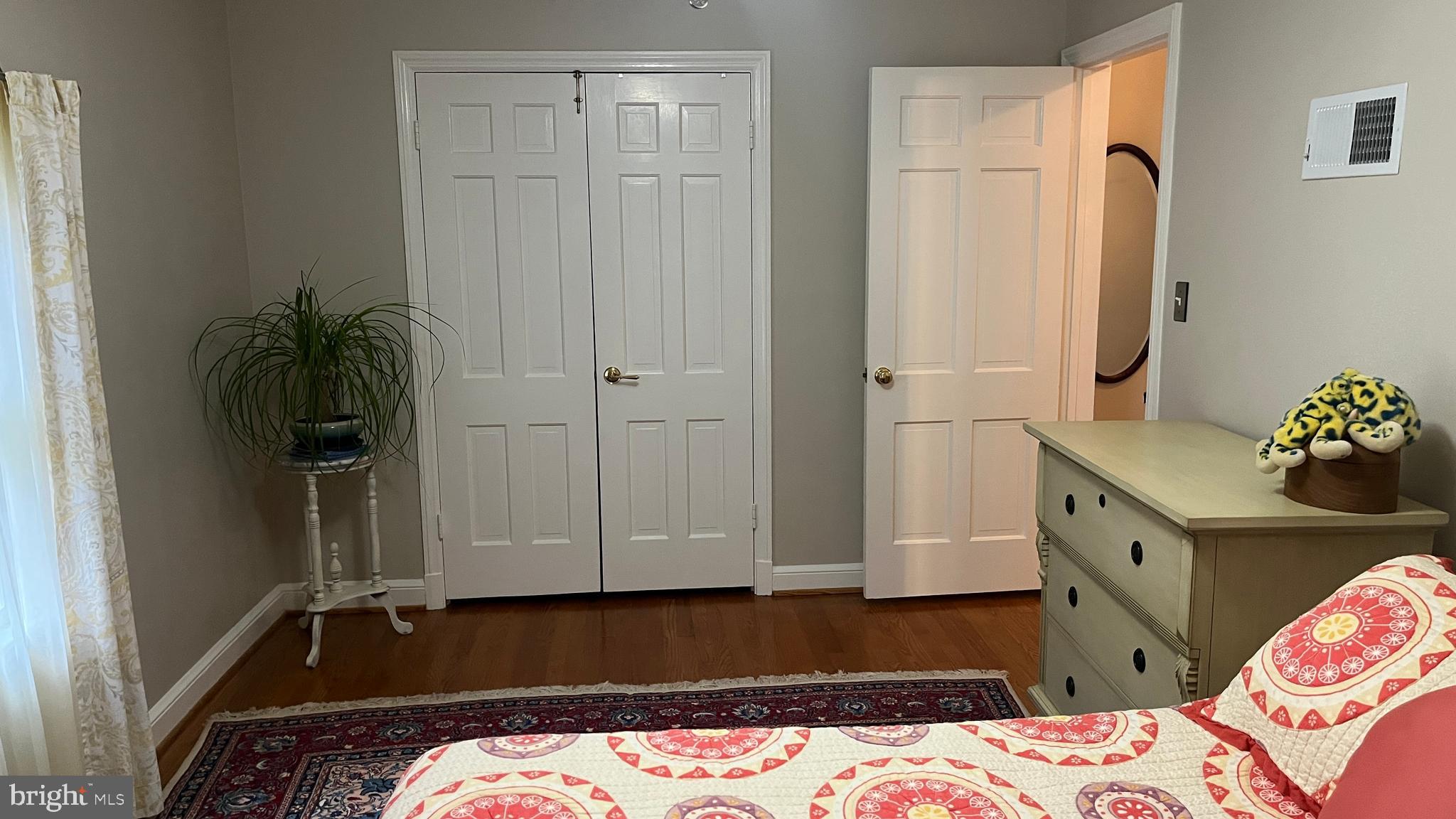 WOODACRES - Residential