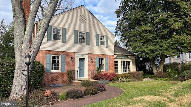 WOODACRES - Residential