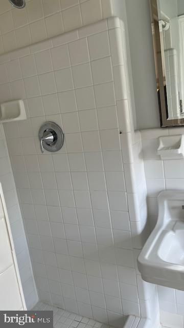 WOODACRES - Residential