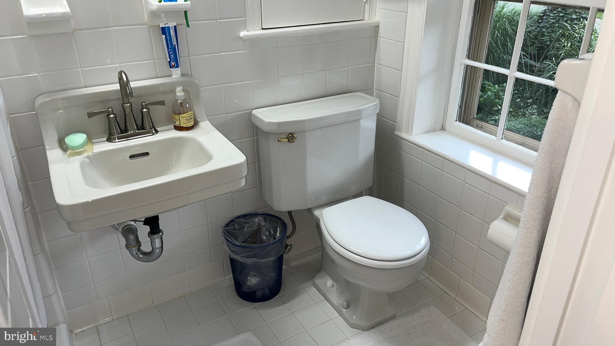 WOODACRES - Residential