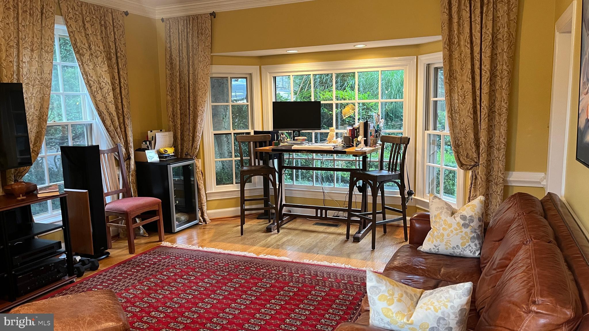 WOODACRES - Residential