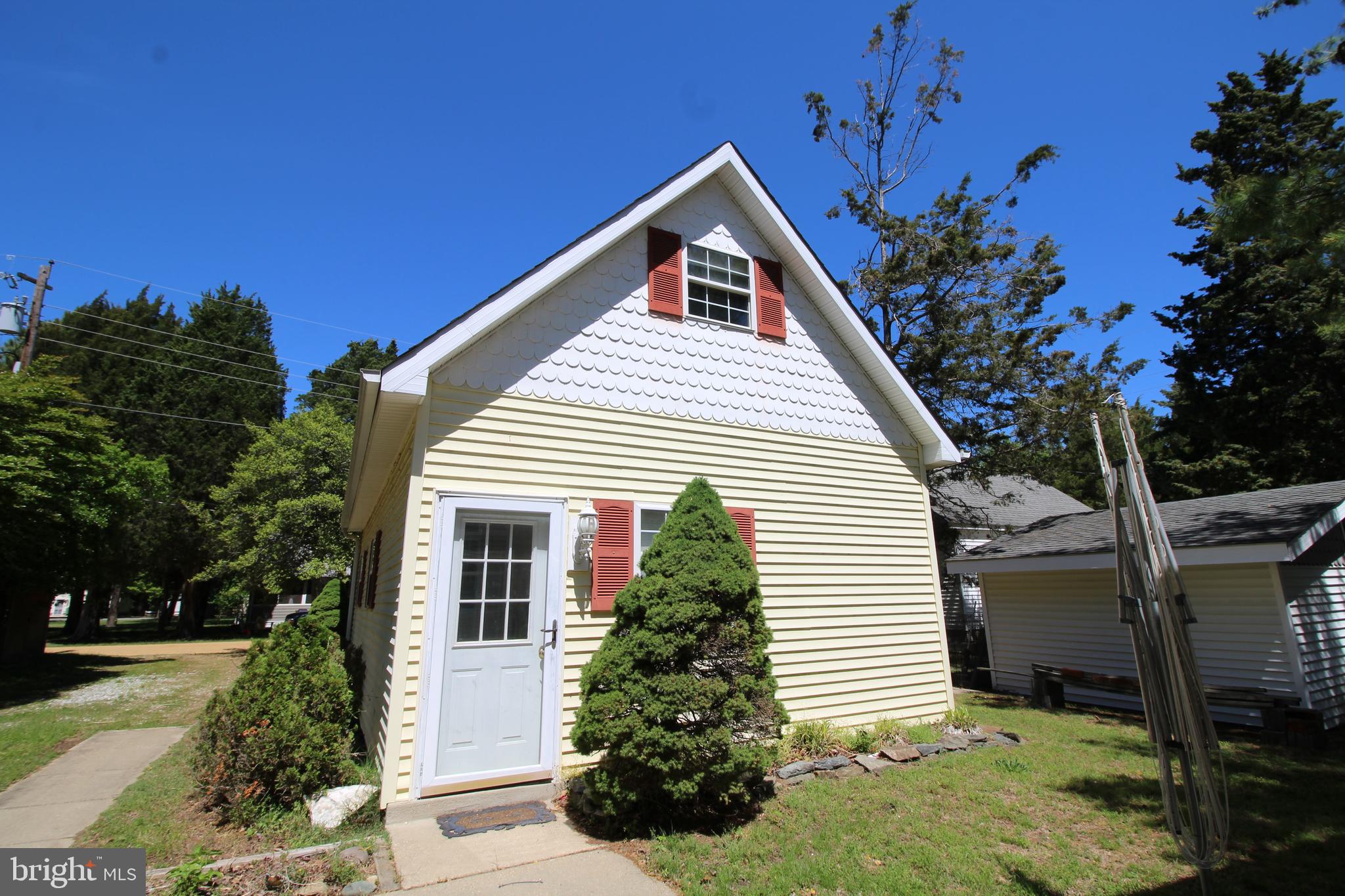 COVE POINT - Residential