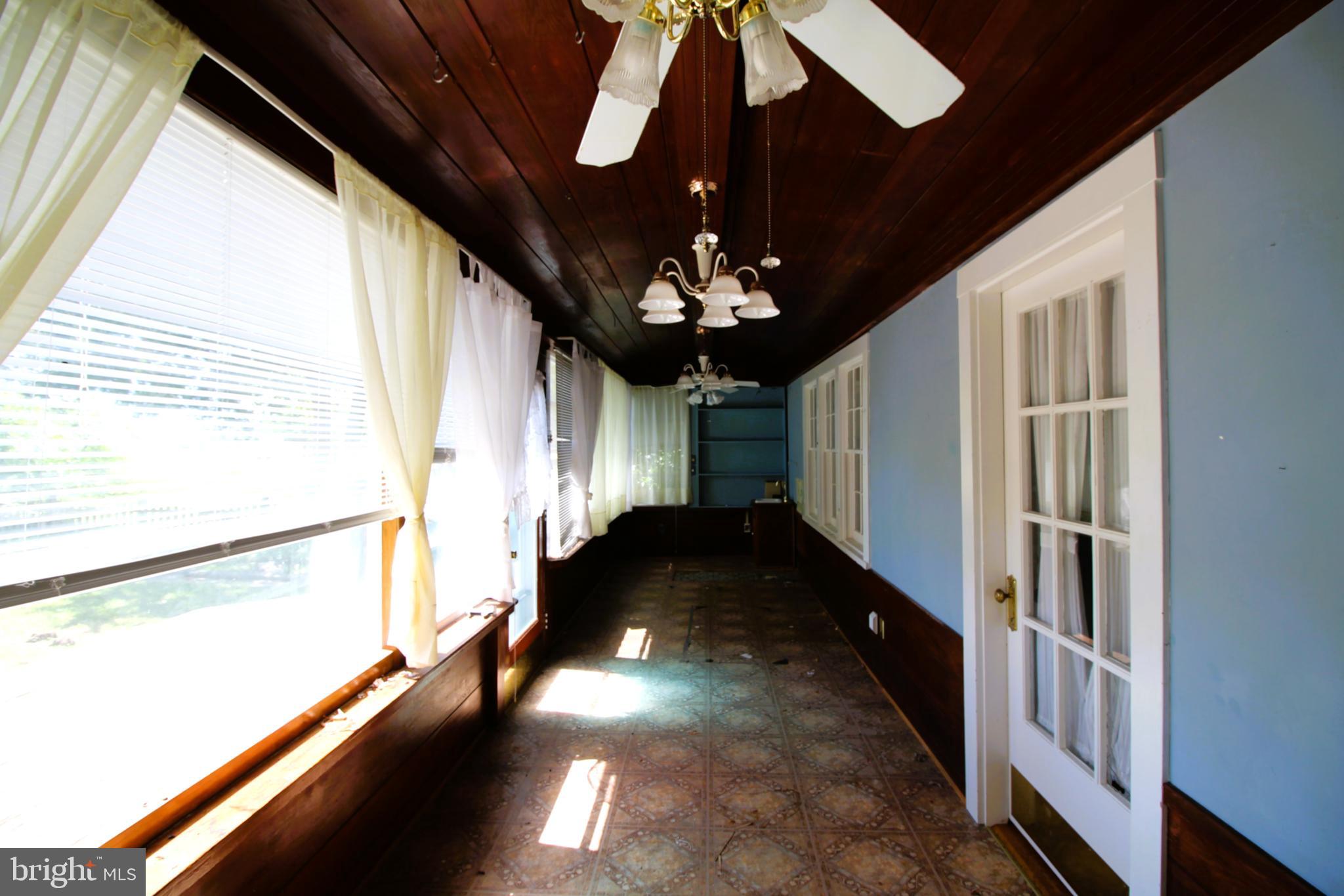 COVE POINT - Residential