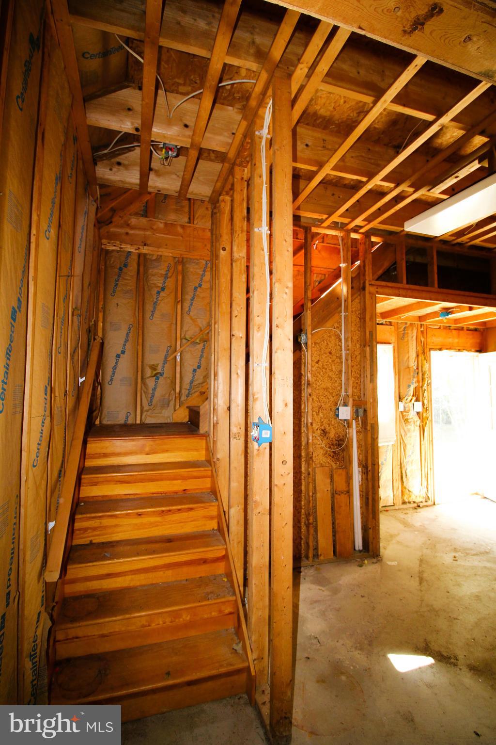 COVE POINT - Residential