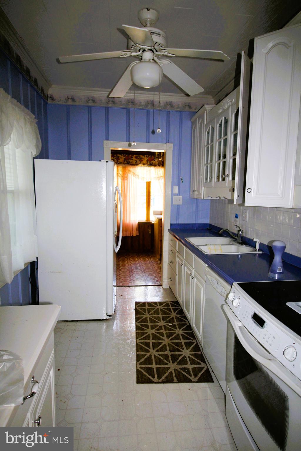 COVE POINT - Residential