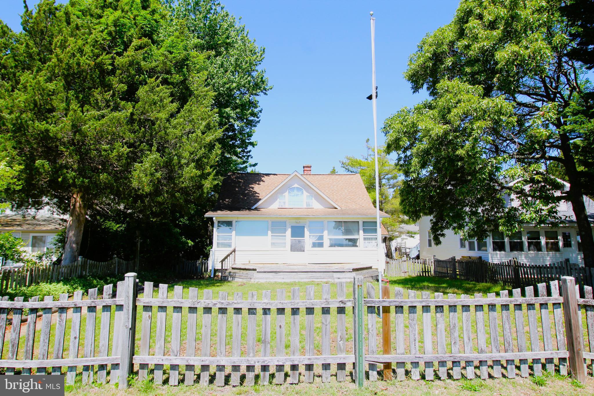 COVE POINT - Residential