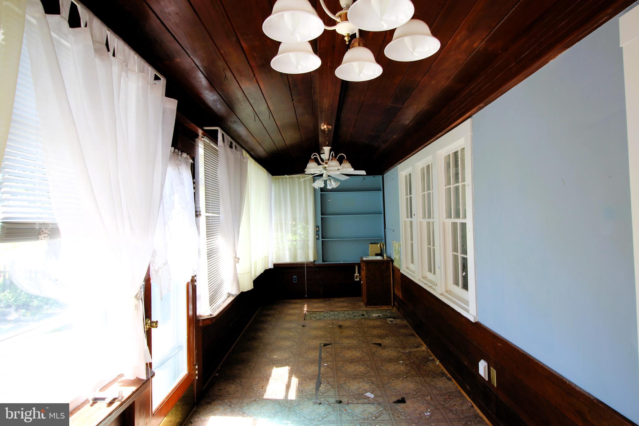 COVE POINT - Residential