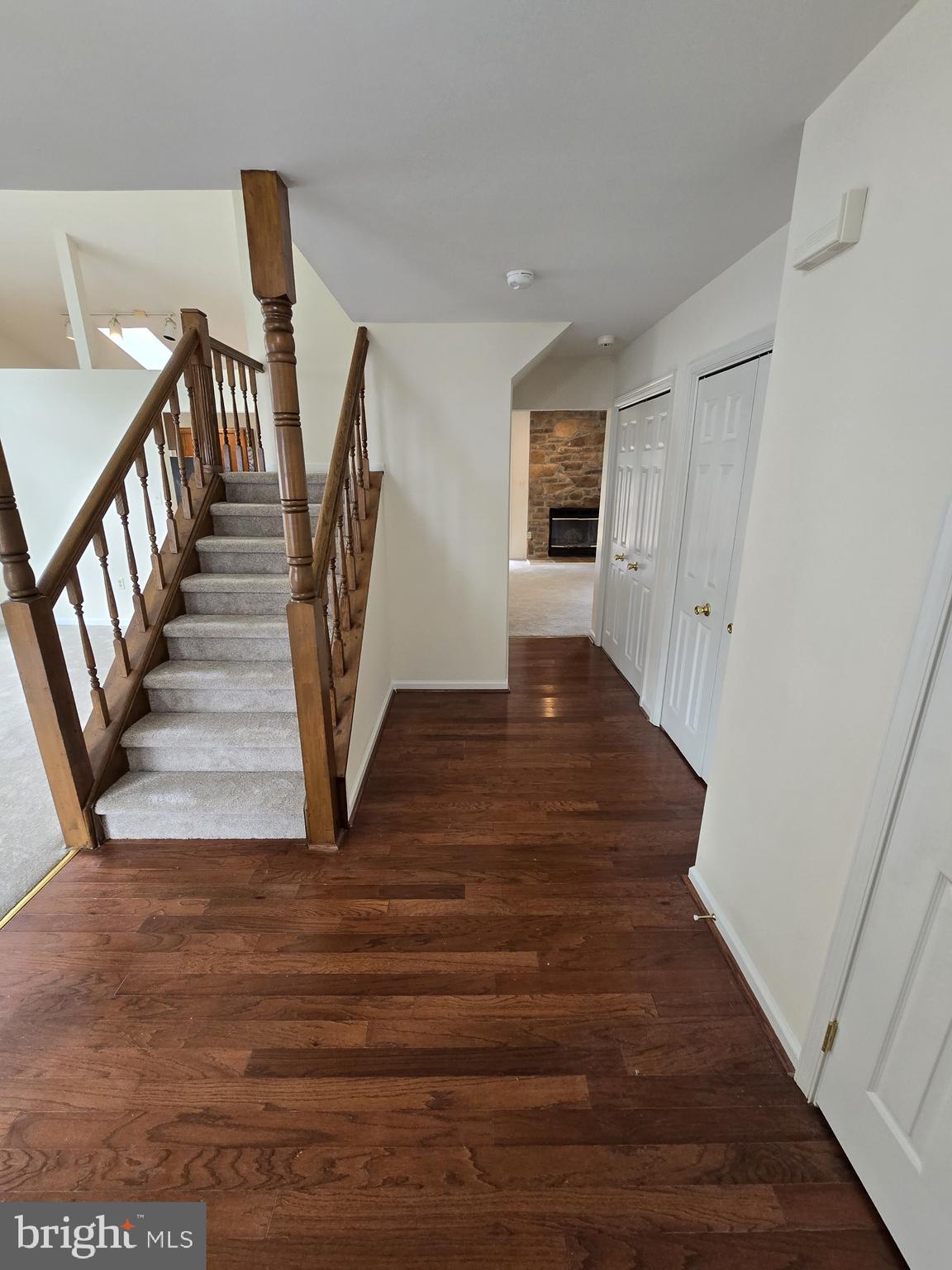 DORCHESTER - ST. CHARLES - Residential Lease