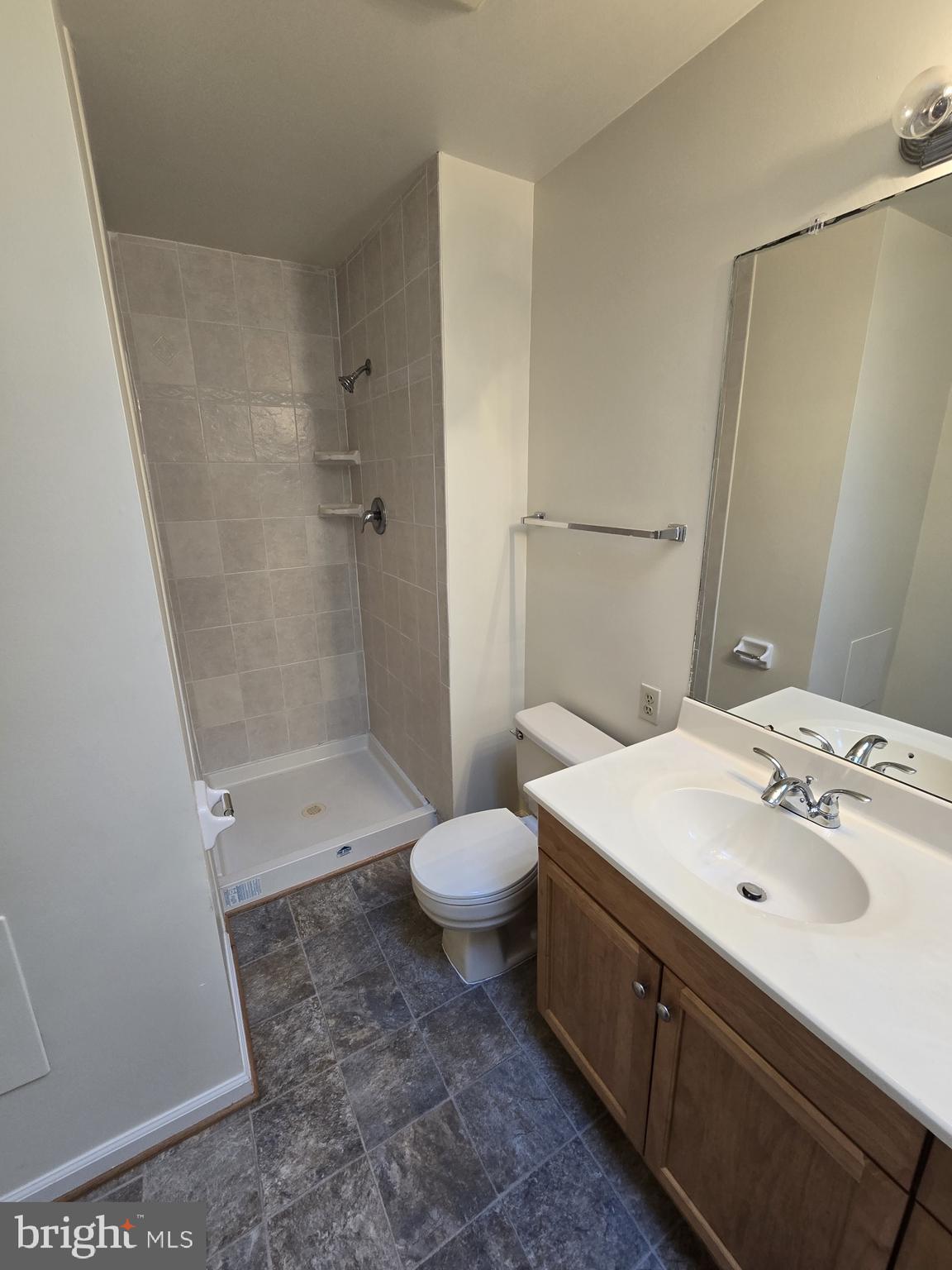 DORCHESTER - ST. CHARLES - Residential Lease