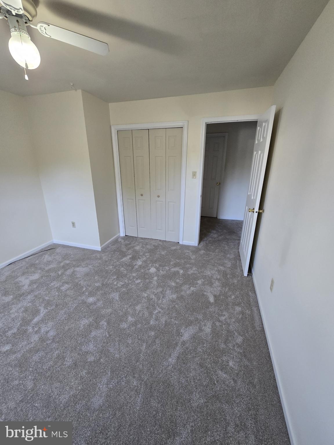 DORCHESTER - ST. CHARLES - Residential Lease