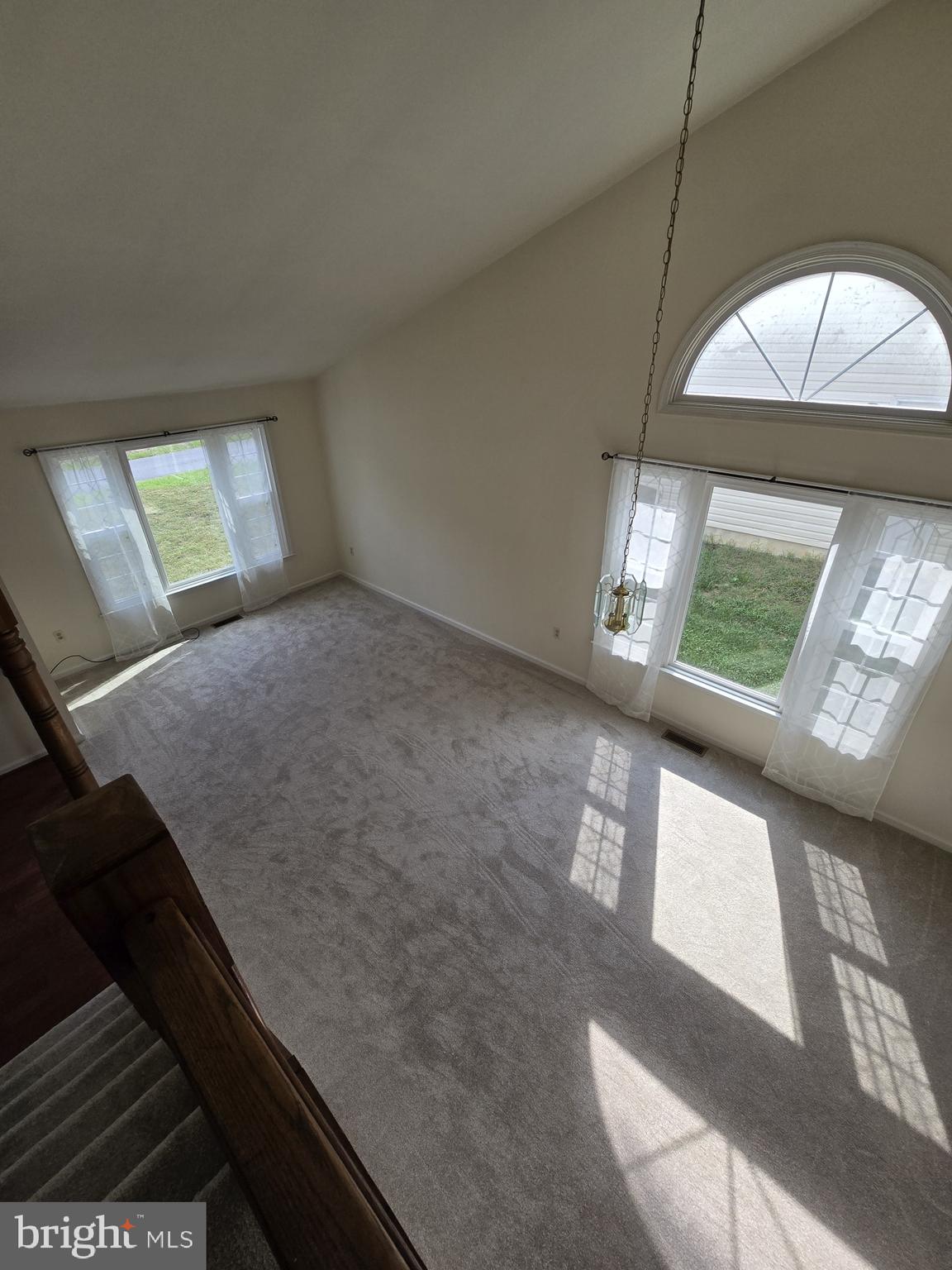 DORCHESTER - ST. CHARLES - Residential Lease