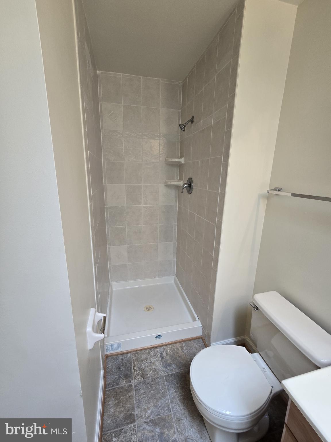 DORCHESTER - ST. CHARLES - Residential Lease