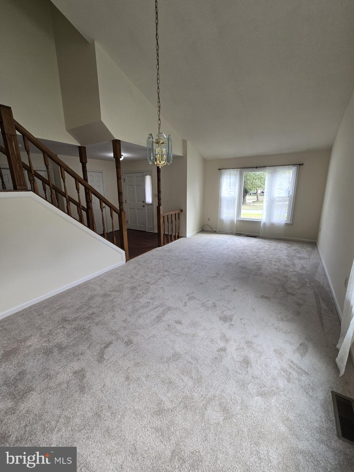 DORCHESTER - ST. CHARLES - Residential Lease