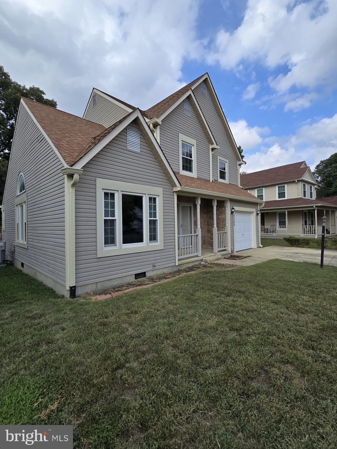 DORCHESTER - ST. CHARLES - Residential Lease