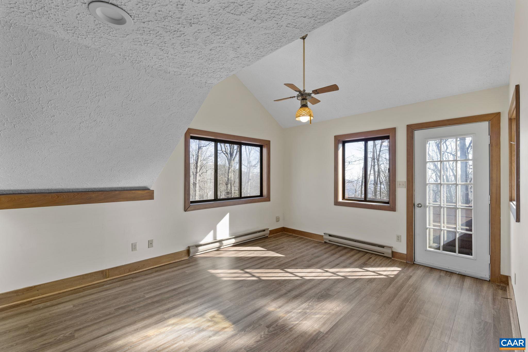 WINTERGREEN RESORT - Residential