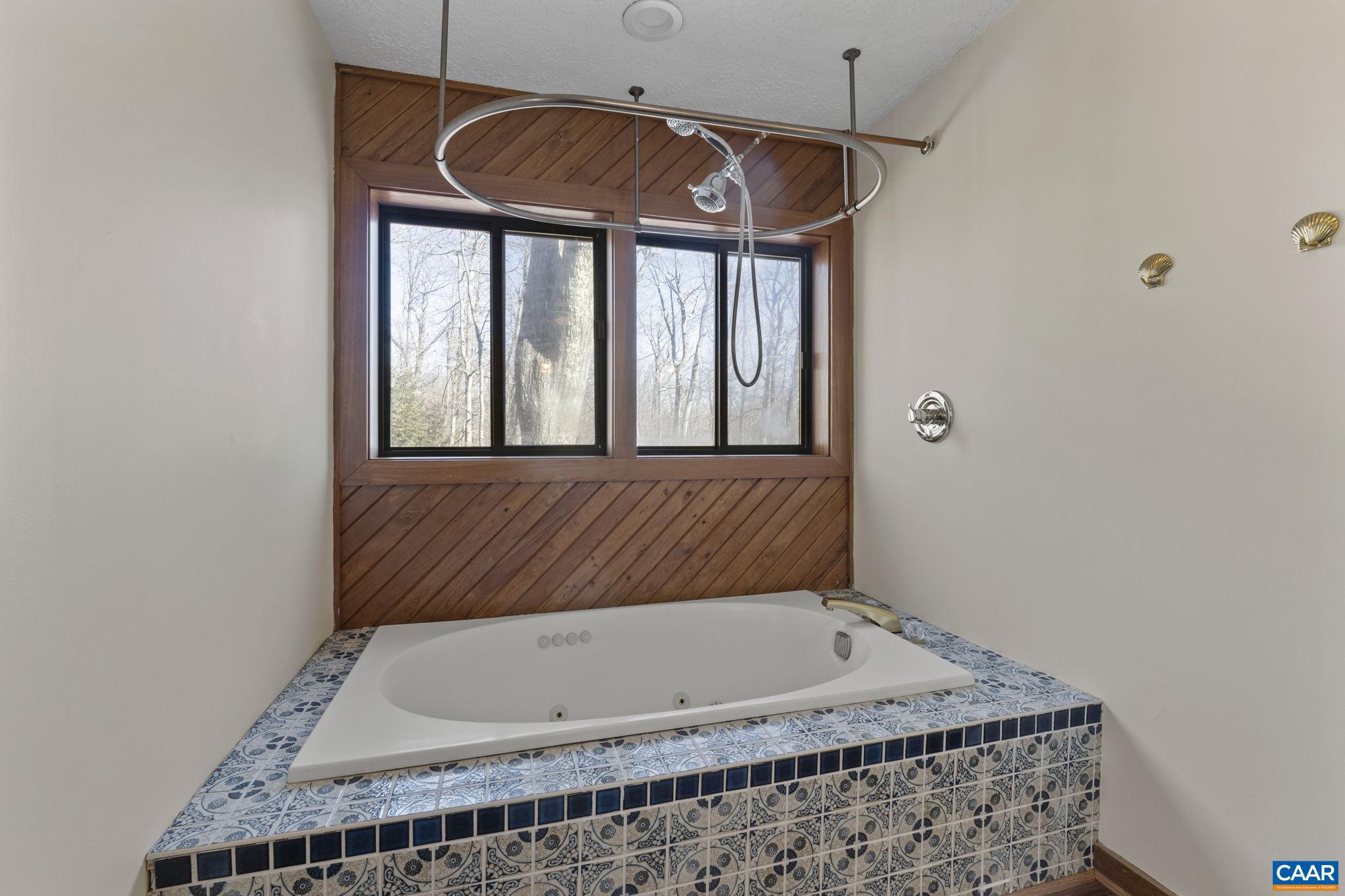 WINTERGREEN RESORT - Residential