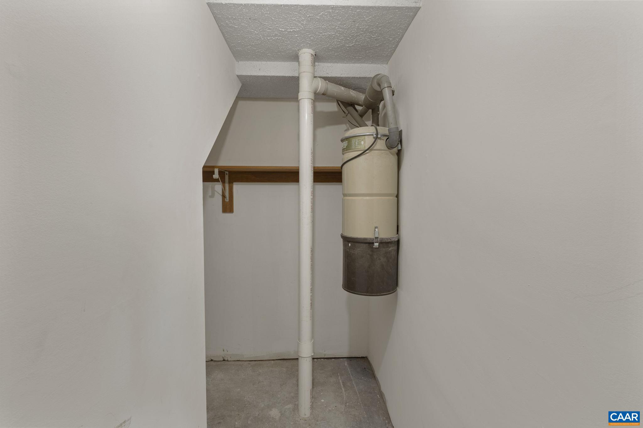 WINTERGREEN RESORT - Residential