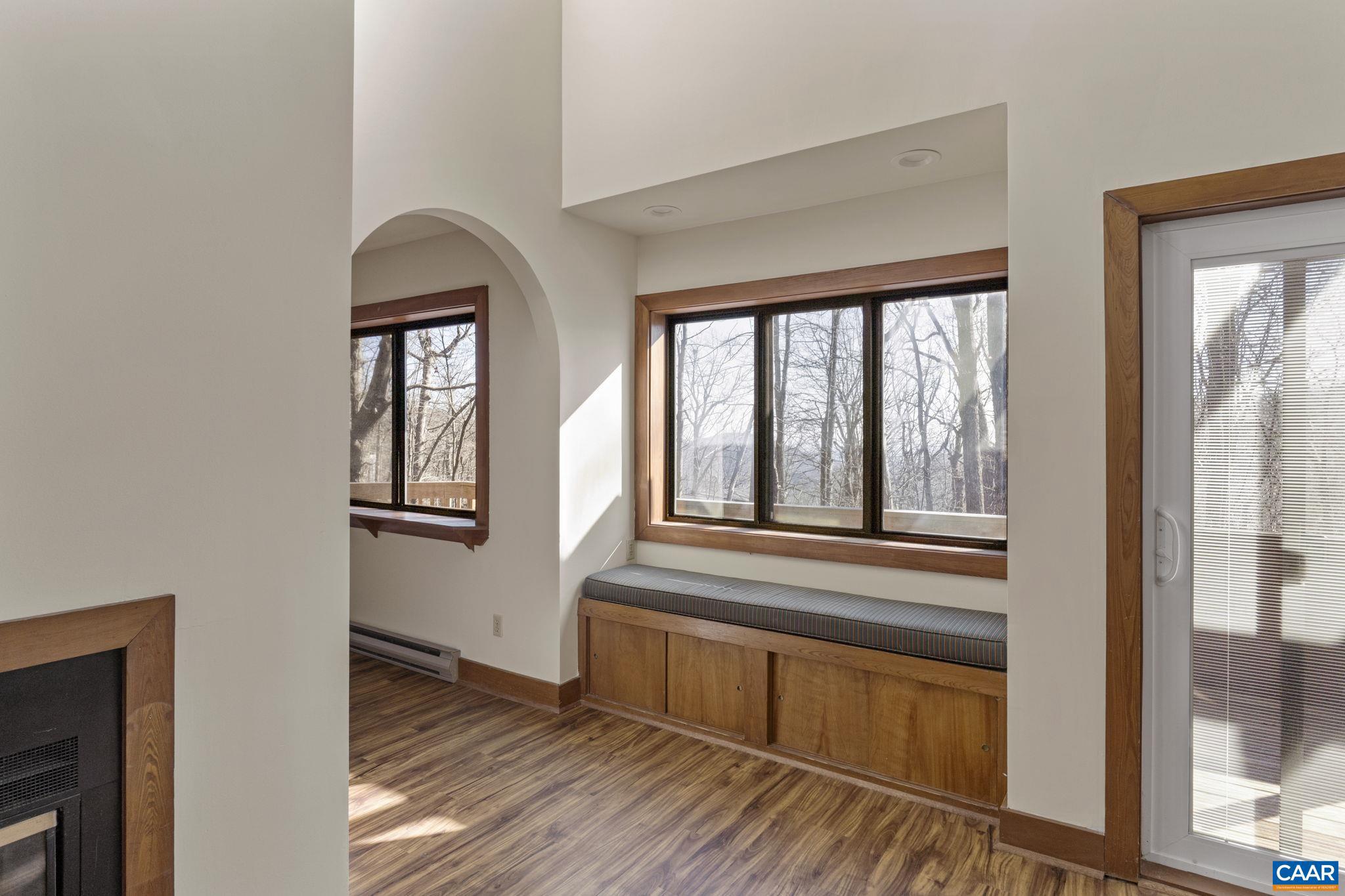 WINTERGREEN RESORT - Residential