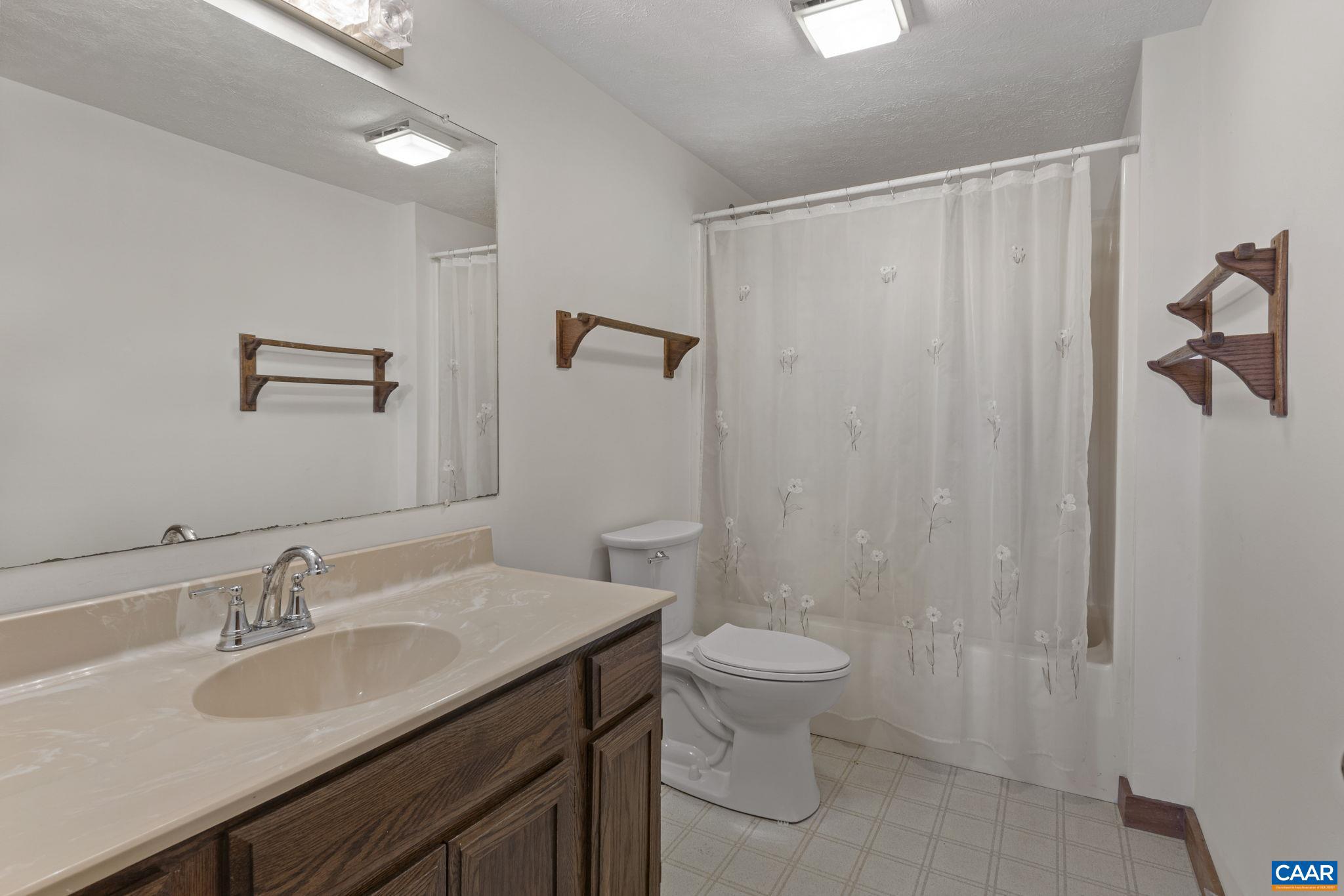 WINTERGREEN RESORT - Residential