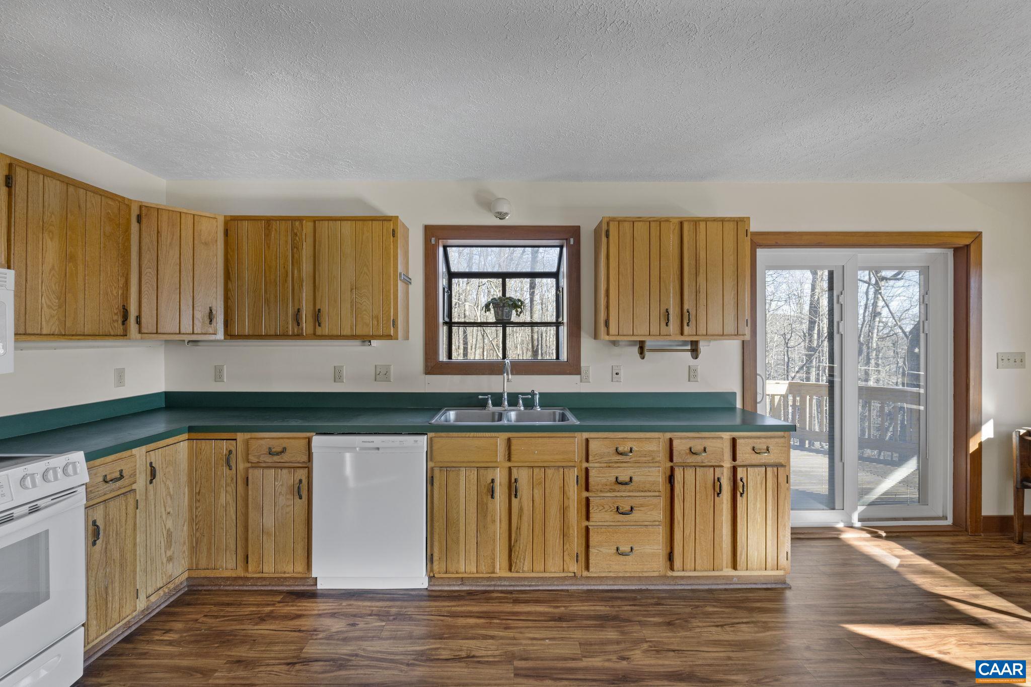 WINTERGREEN RESORT - Residential