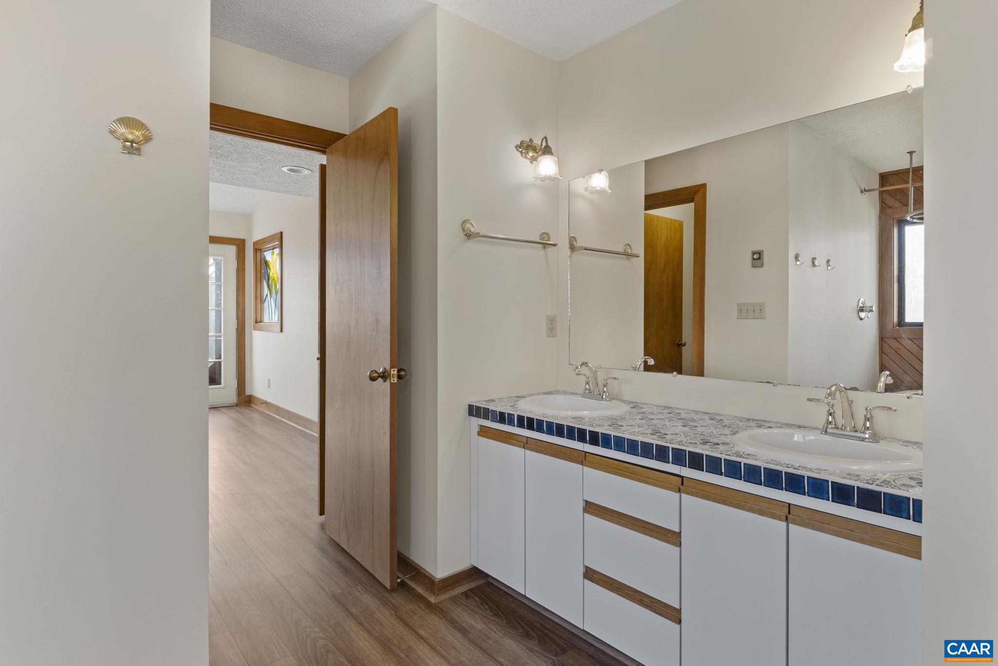 WINTERGREEN RESORT - Residential