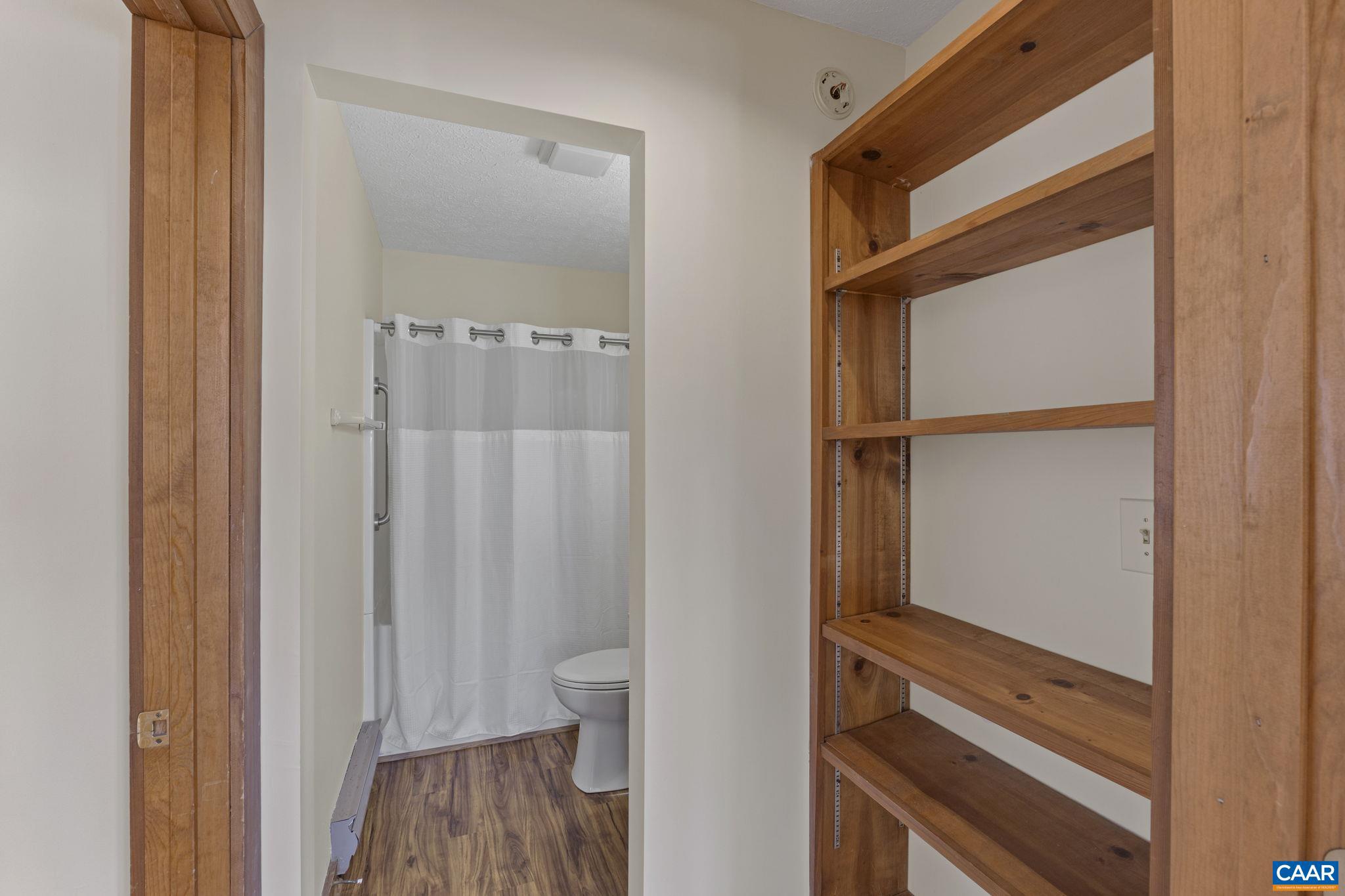 WINTERGREEN RESORT - Residential