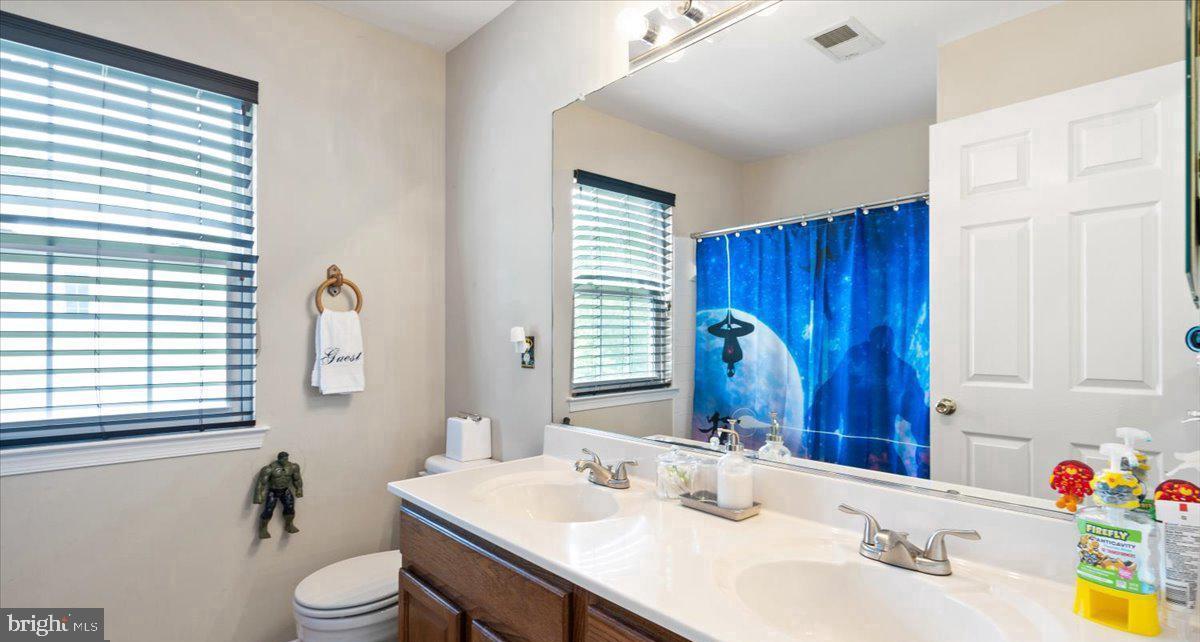 SAYBROOKE - Residential Lease