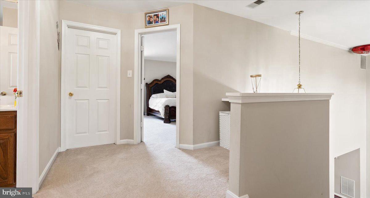 SAYBROOKE - Residential Lease