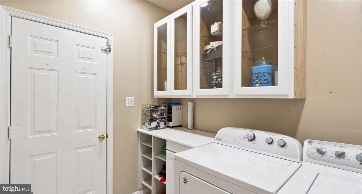 SAYBROOKE - Residential Lease