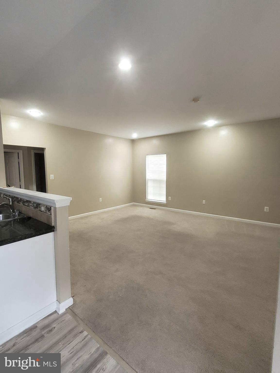 SAYBROOKE - Residential Lease