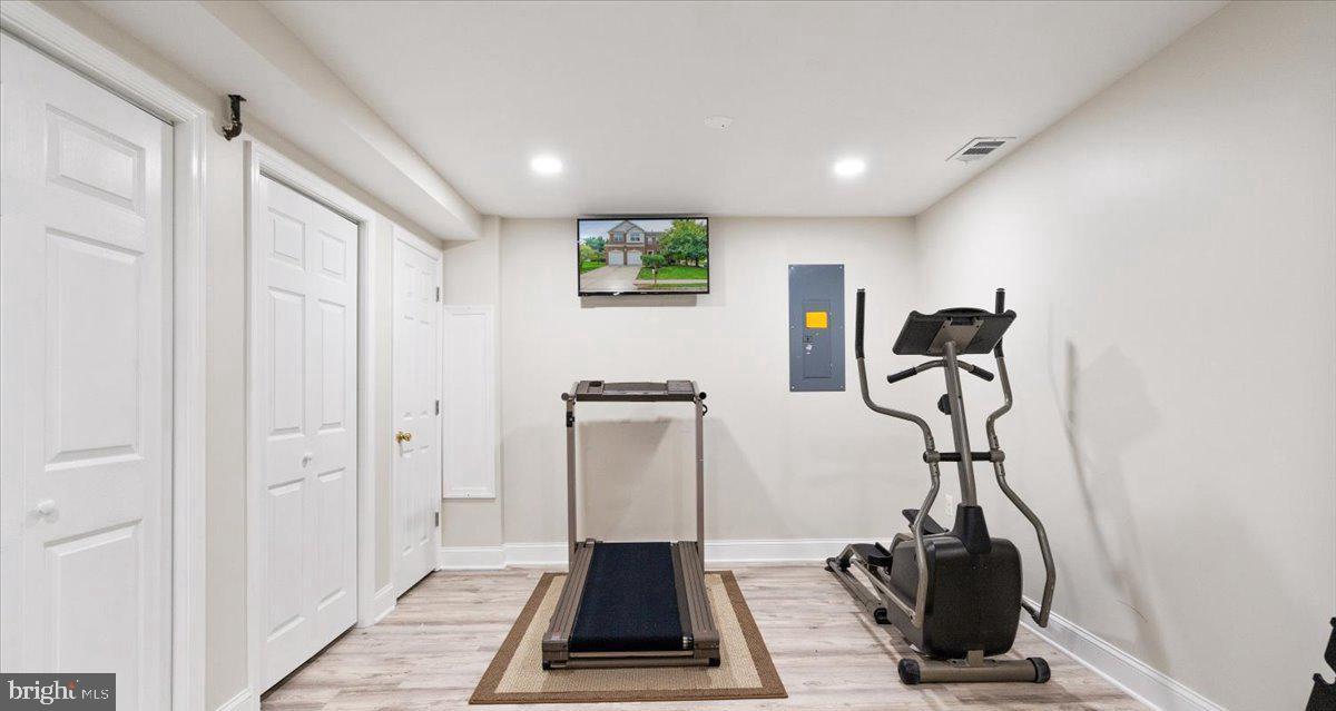 SAYBROOKE - Residential Lease