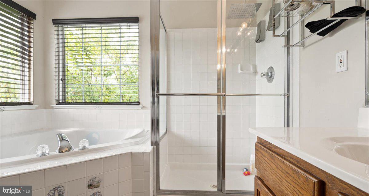 SAYBROOKE - Residential Lease