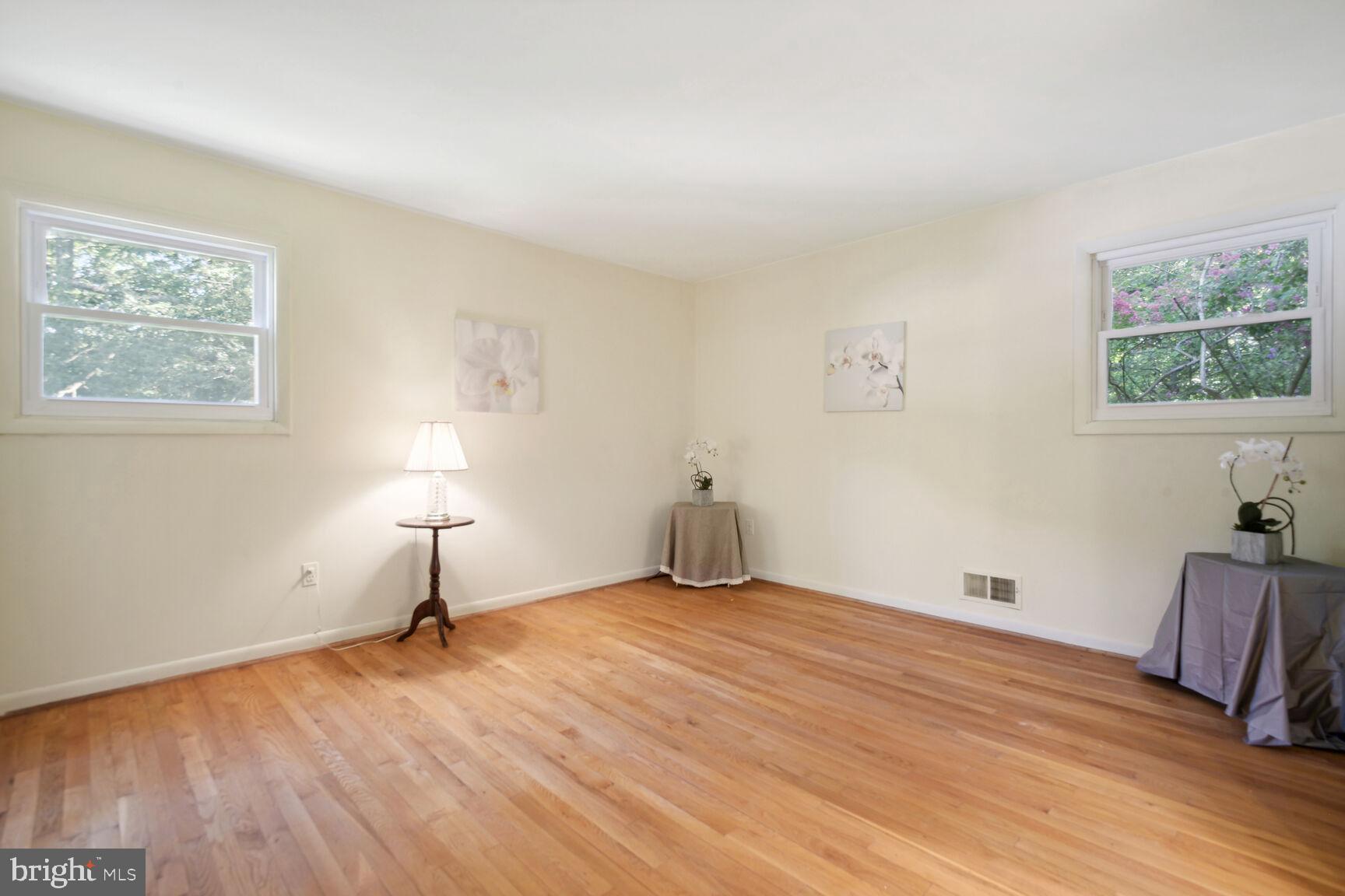 ROCK CREEK MANOR - Residential