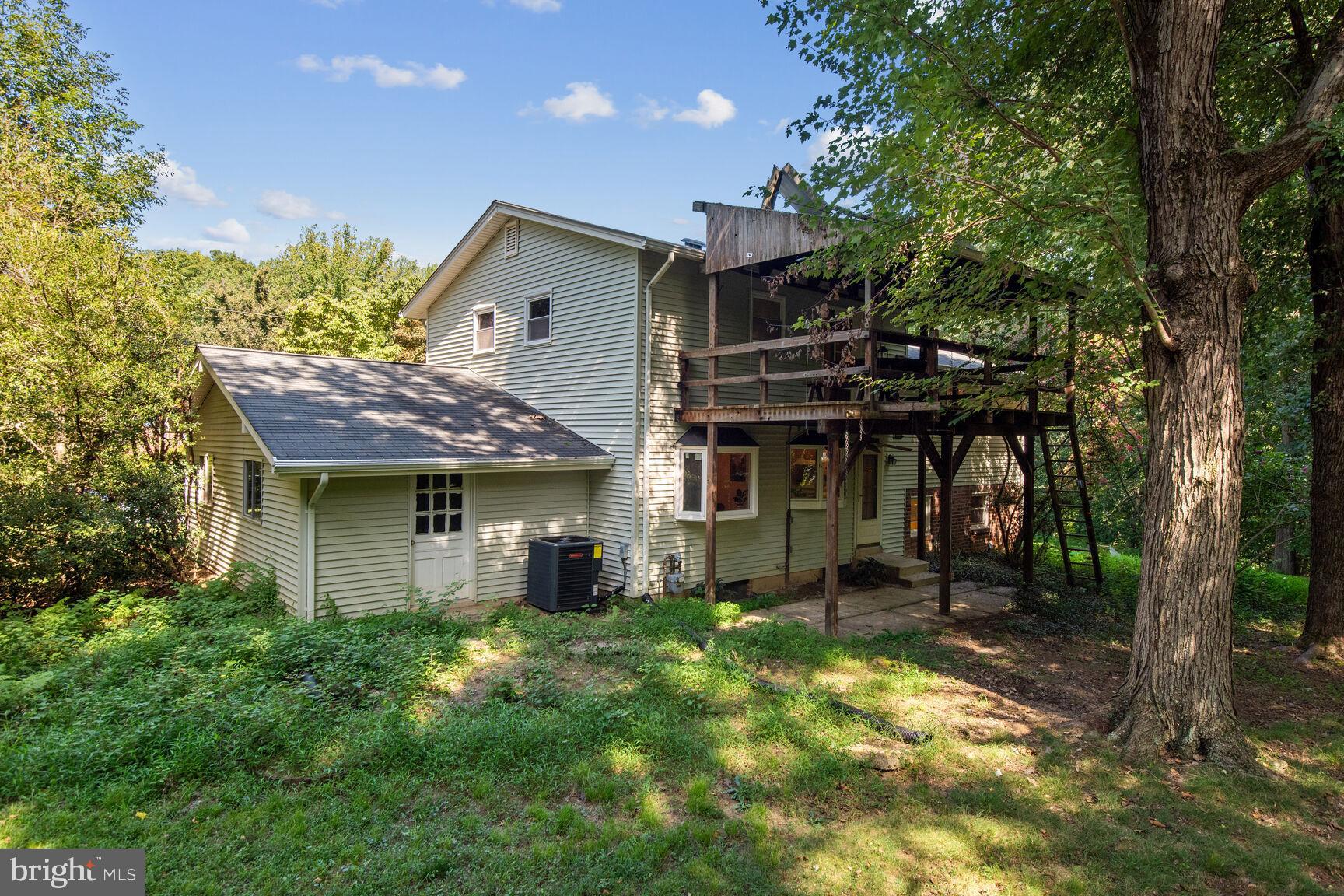 ROCK CREEK MANOR - Residential