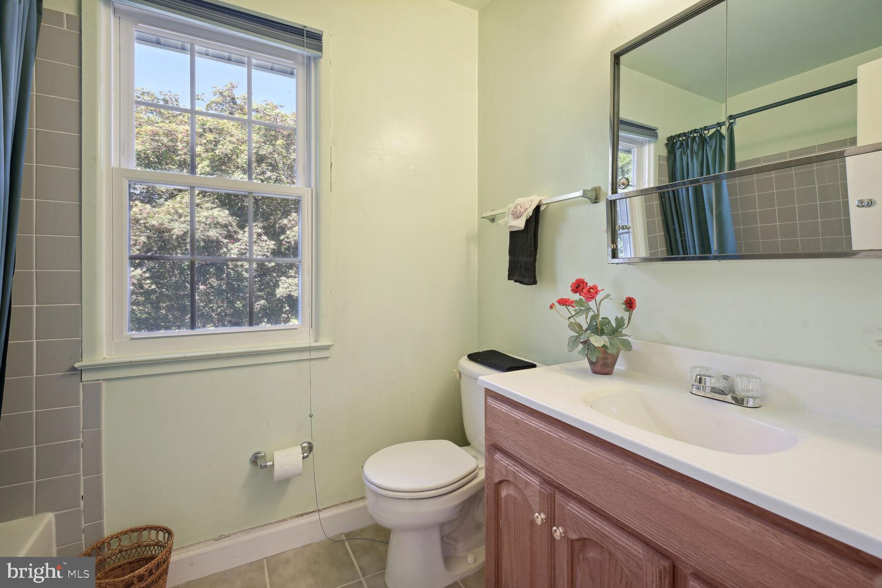 ROCK CREEK MANOR - Residential