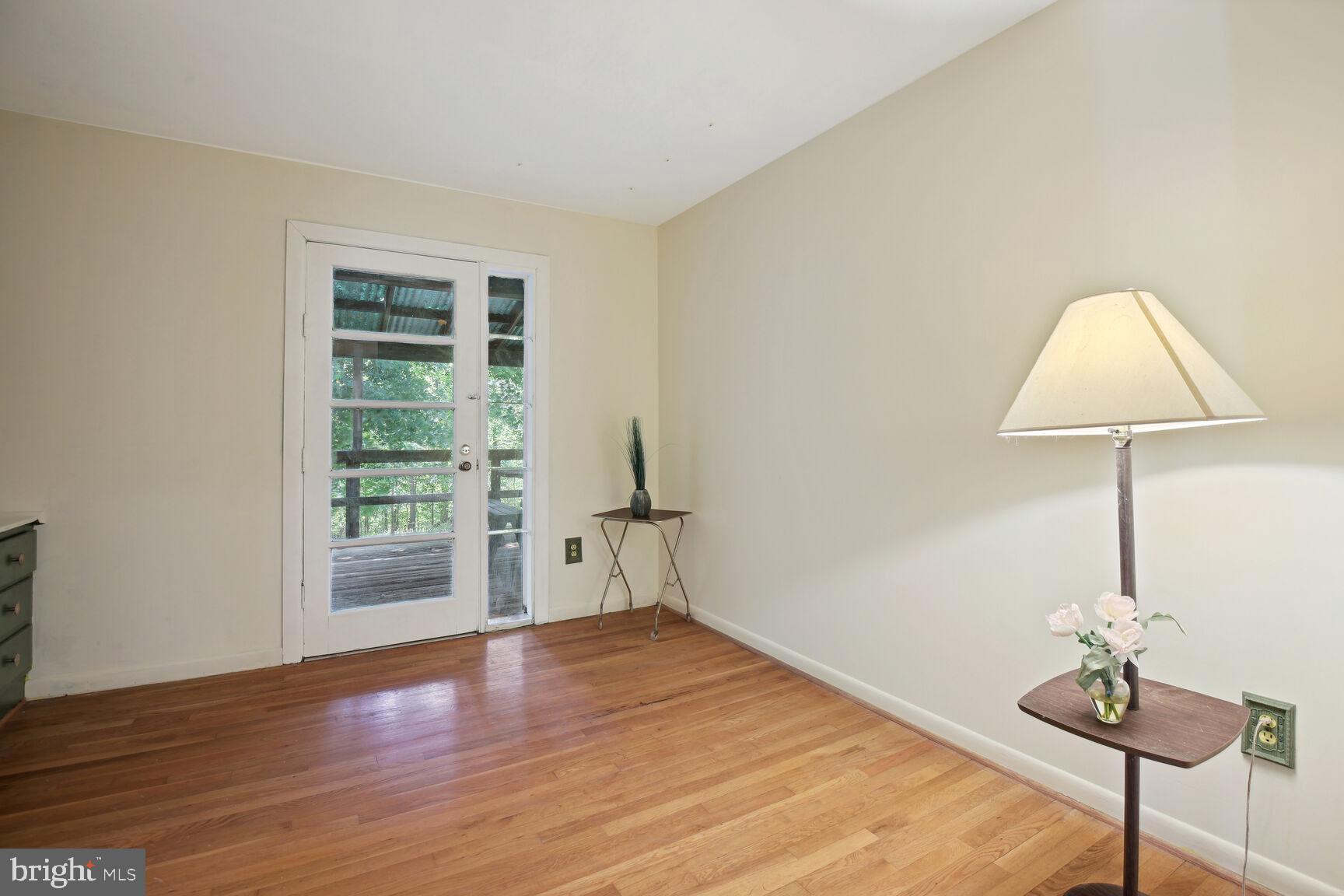 ROCK CREEK MANOR - Residential