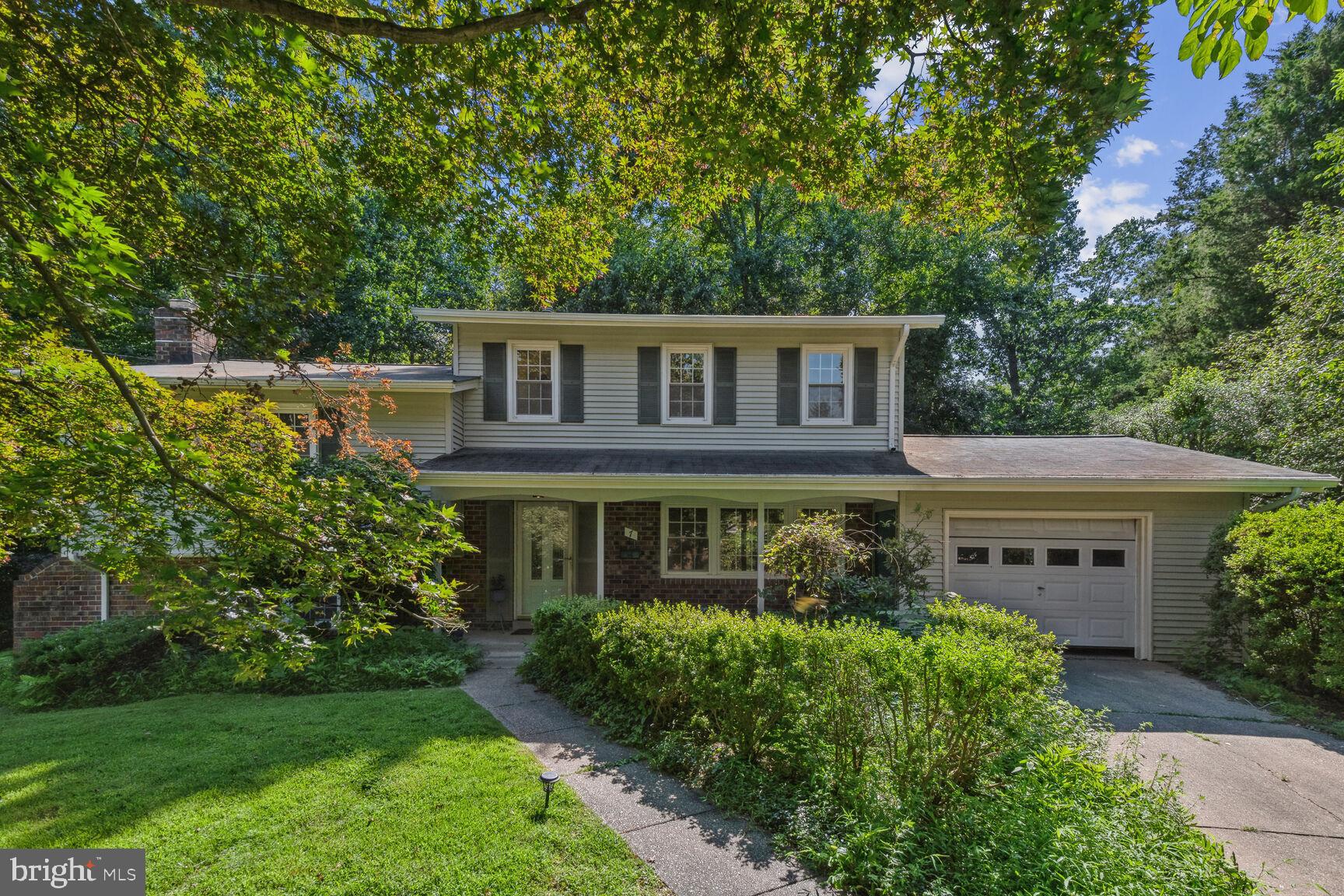 ROCK CREEK MANOR - Residential