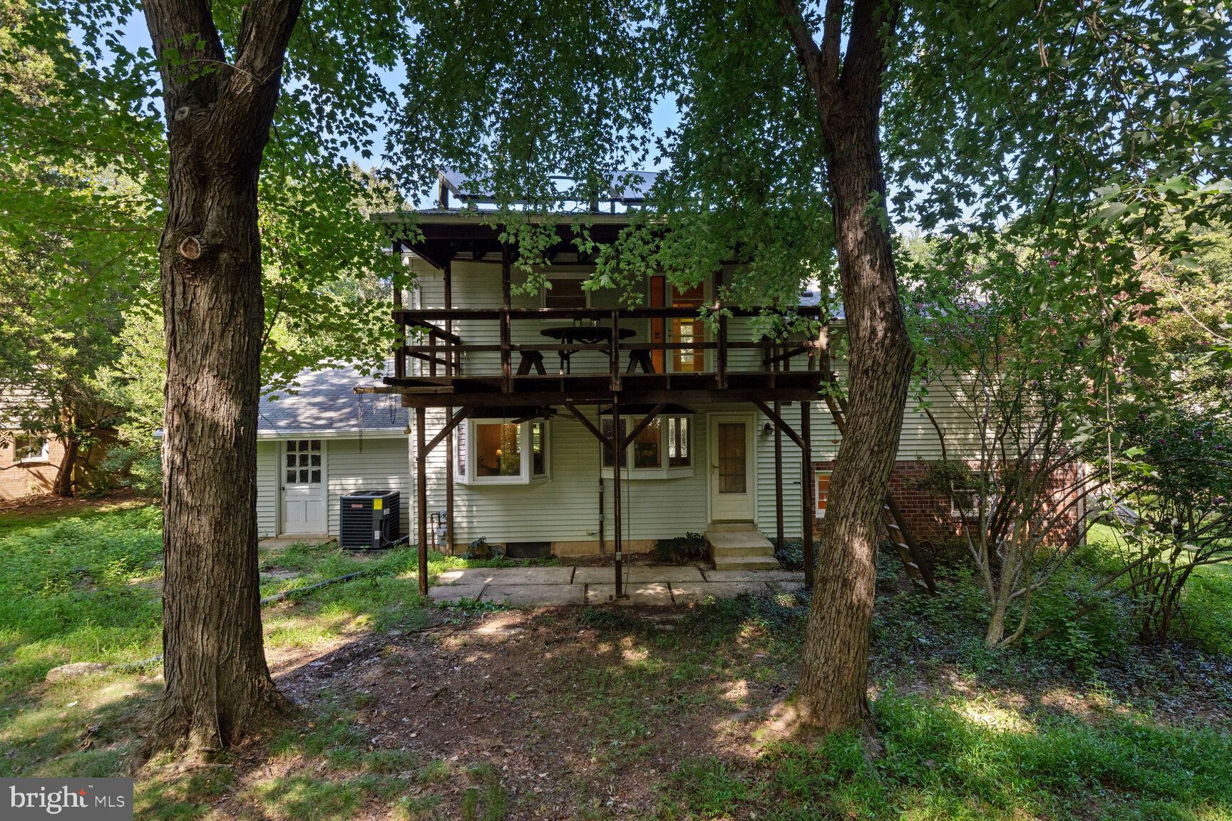 ROCK CREEK MANOR - Residential