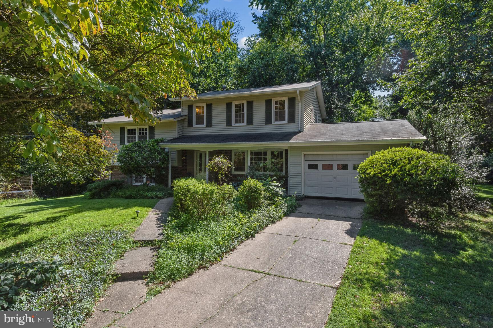 ROCK CREEK MANOR - Residential