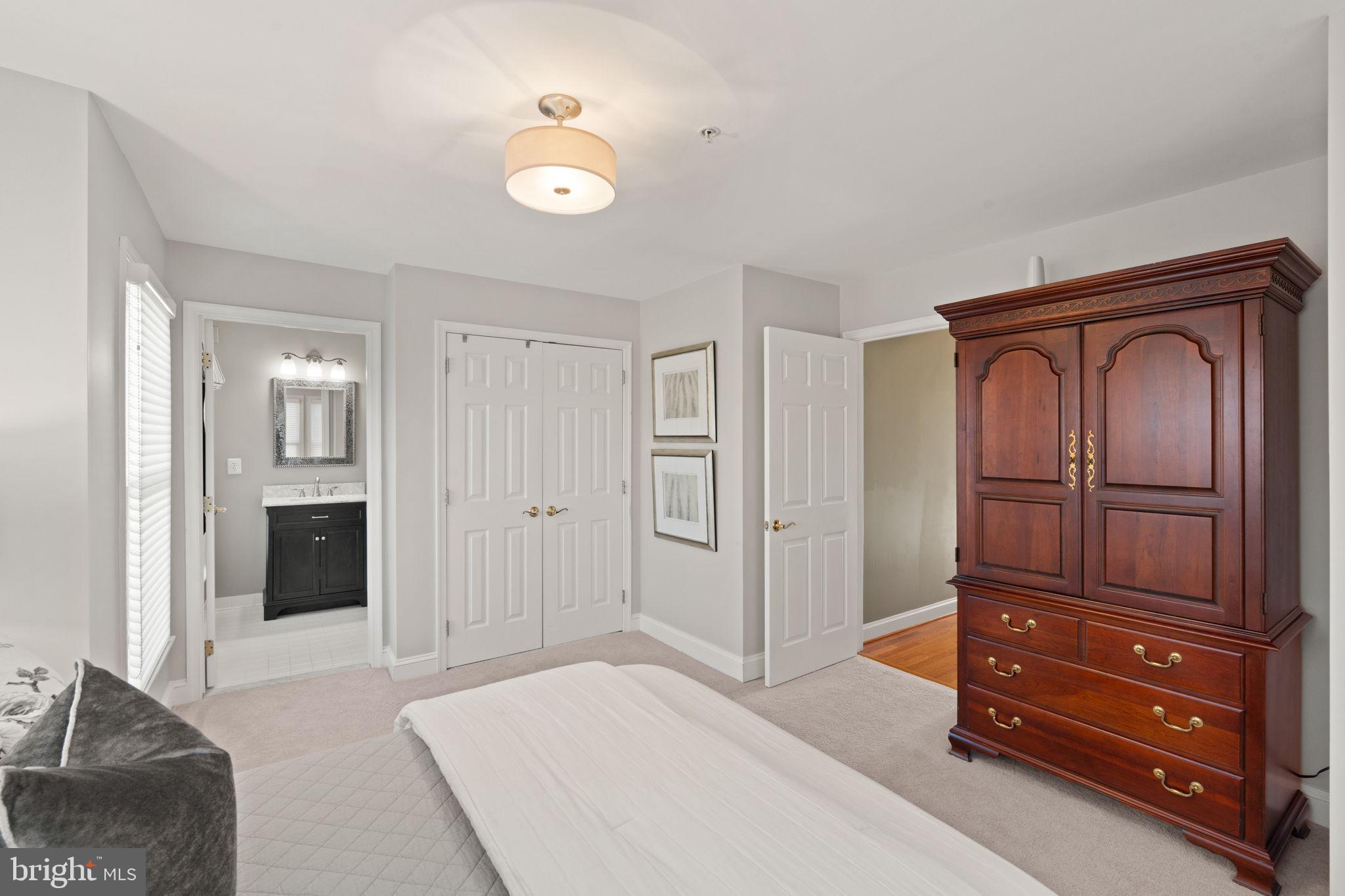 GADSBY'S COURT - Residential