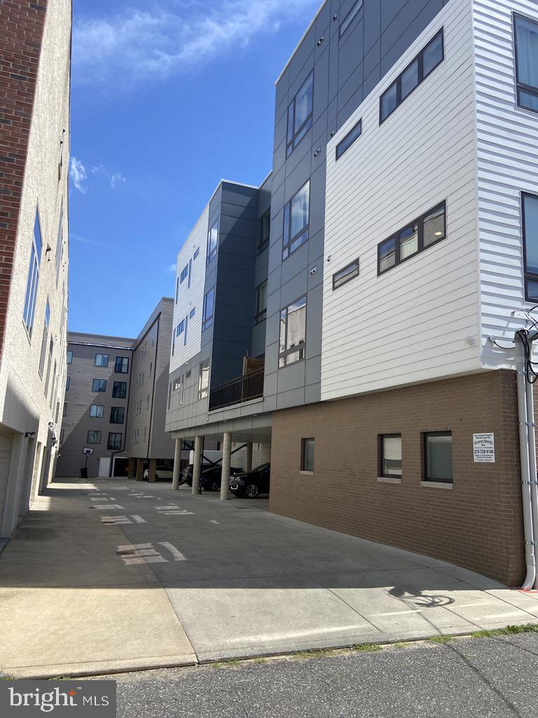FRANCISVILLE - Residential Income